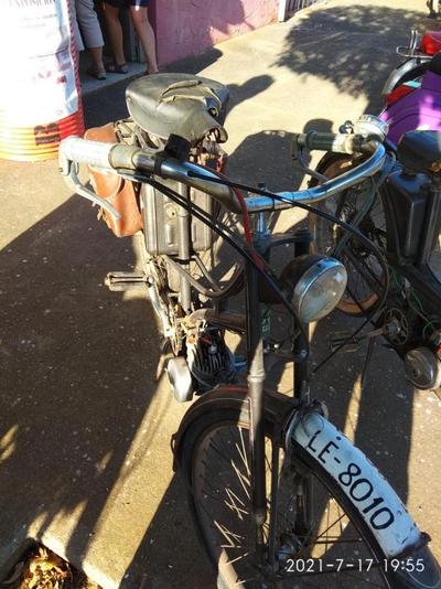 ACAMPADA ORILLAS DEL ORBIGO 2021 ACAMPADA ORILLAS DEL ORBIGO 2021